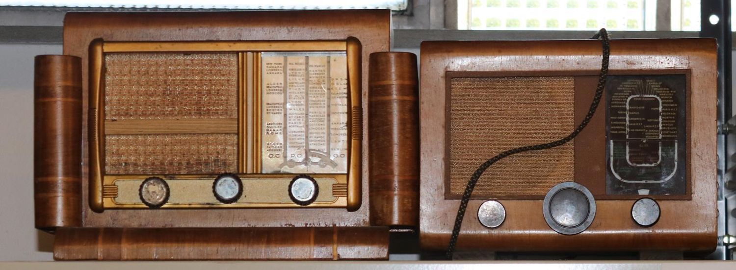 Große Abbildung Nr.2: 144-2275 Art Déco Radio-Sammlung.: (Varia, Technik)