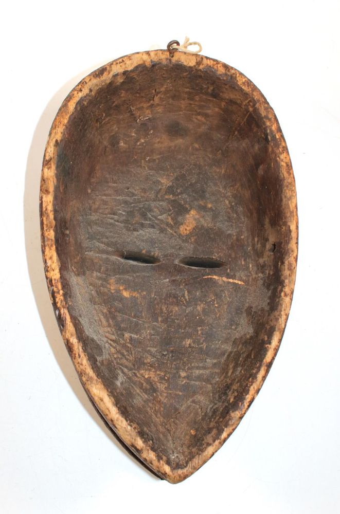 Große Abbildung Nr.3: 144-2380 Maske Kwele.: (Afrika)