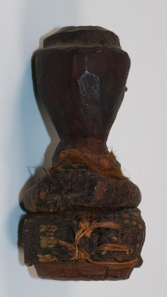 Große Abbildung Nr.3: 144-2389 Nkisi: (Afrika)