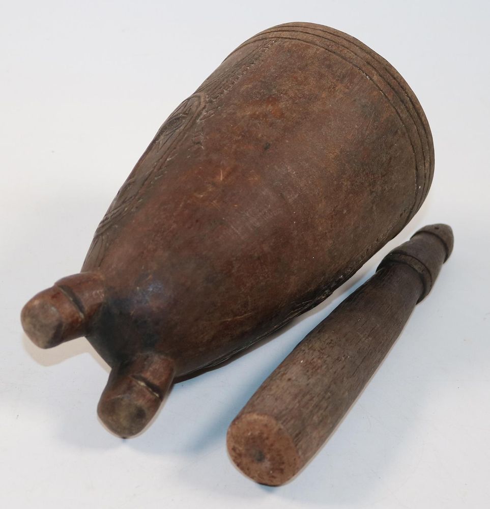 Große Abbildung Nr.3: 144-2402 Ritualglocke wohl: (Afrika)