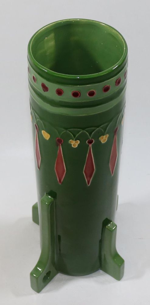 Große Abbildung Nr.2: 144-2591 Böhmen Vase um 1900.: (Porzellan u. Keramik)