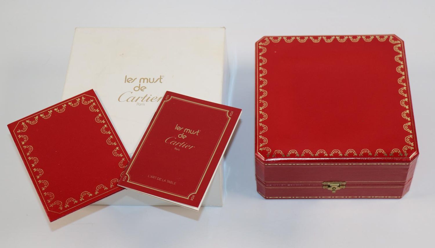 Große Abbildung Nr.3: 144-2668 Cartier Trinity,: (Silber)