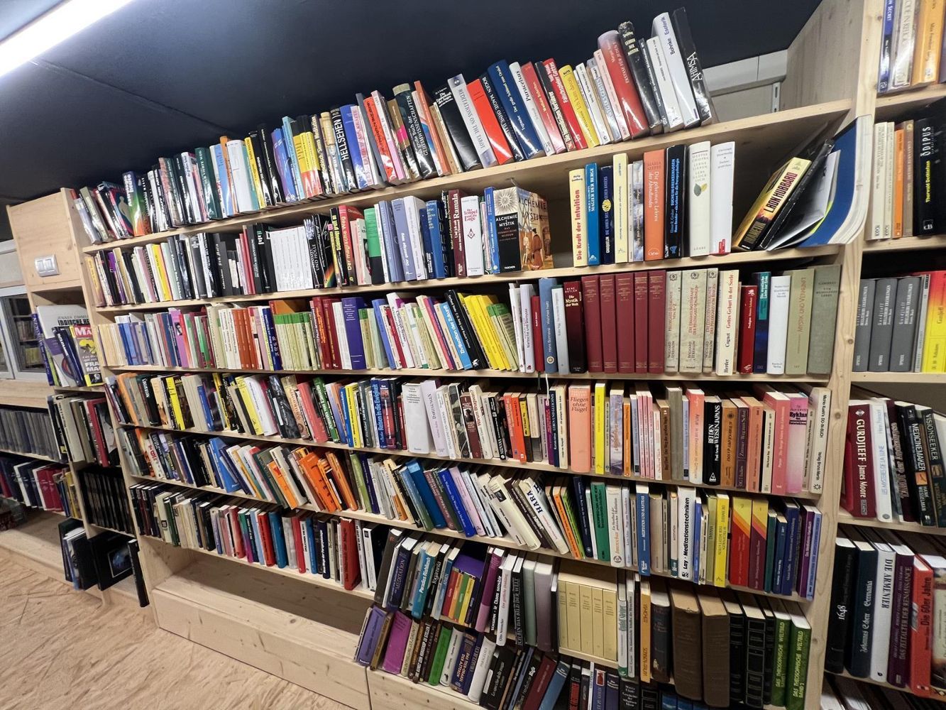 Große Abbildung Nr.15: 144-388 Bibliothek: (Konvolut)