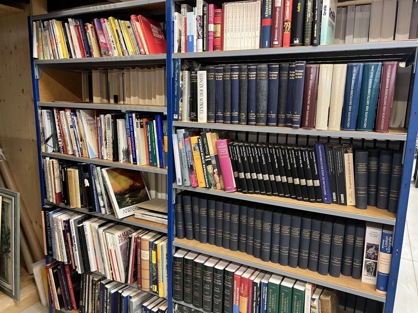 Große Abbildung Nr.39: 144-388 Bibliothek: (Konvolut)