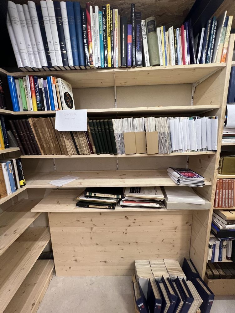 Große Abbildung Nr.50: 144-388 Bibliothek: (Konvolut)