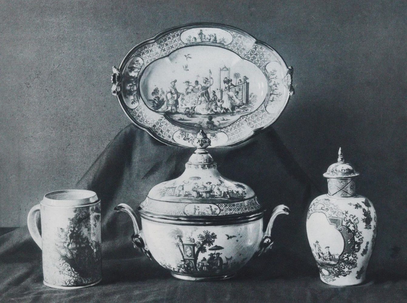 Große Abbildung Nr.3: 144-670 Berling,K.: (Porzellan u. Keramik, Meissen)