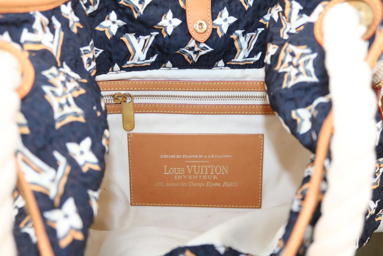 Große Abbildung Nr.4: 144-788 Louis Vuitton.: (Aktuelle Mode - Lifestyle - Vintage)
