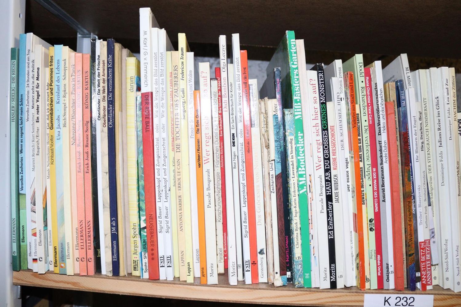 Große Abbildung Nr.12: 144-878 Konvolut: (Kinder- und Jugendbücher)