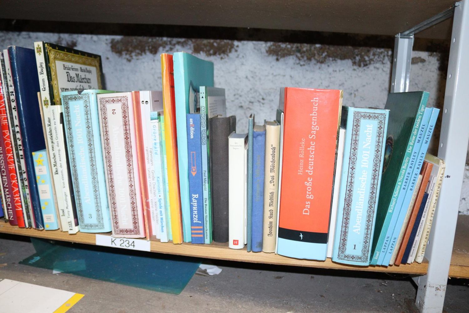 Große Abbildung Nr.17: 144-878 Konvolut: (Kinder- und Jugendbücher)