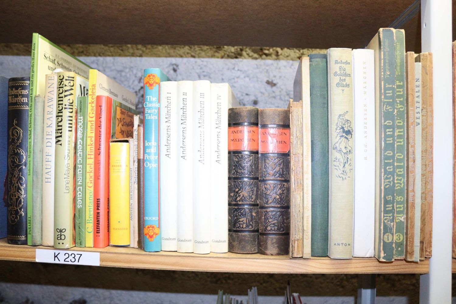 Große Abbildung Nr.21: 144-878 Konvolut: (Kinder- und Jugendbücher)