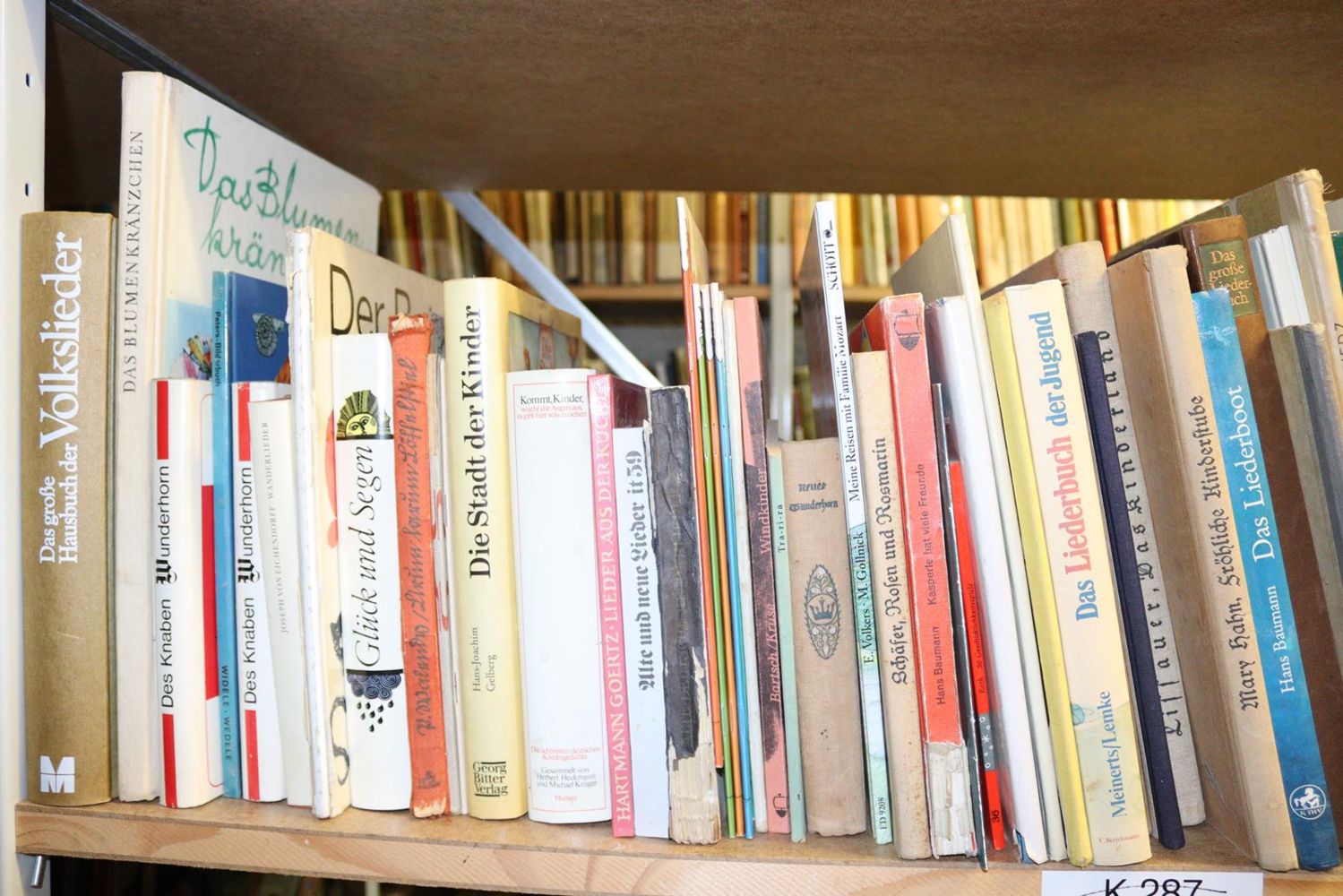 Große Abbildung Nr.31: 144-878 Konvolut: (Kinder- und Jugendbücher)