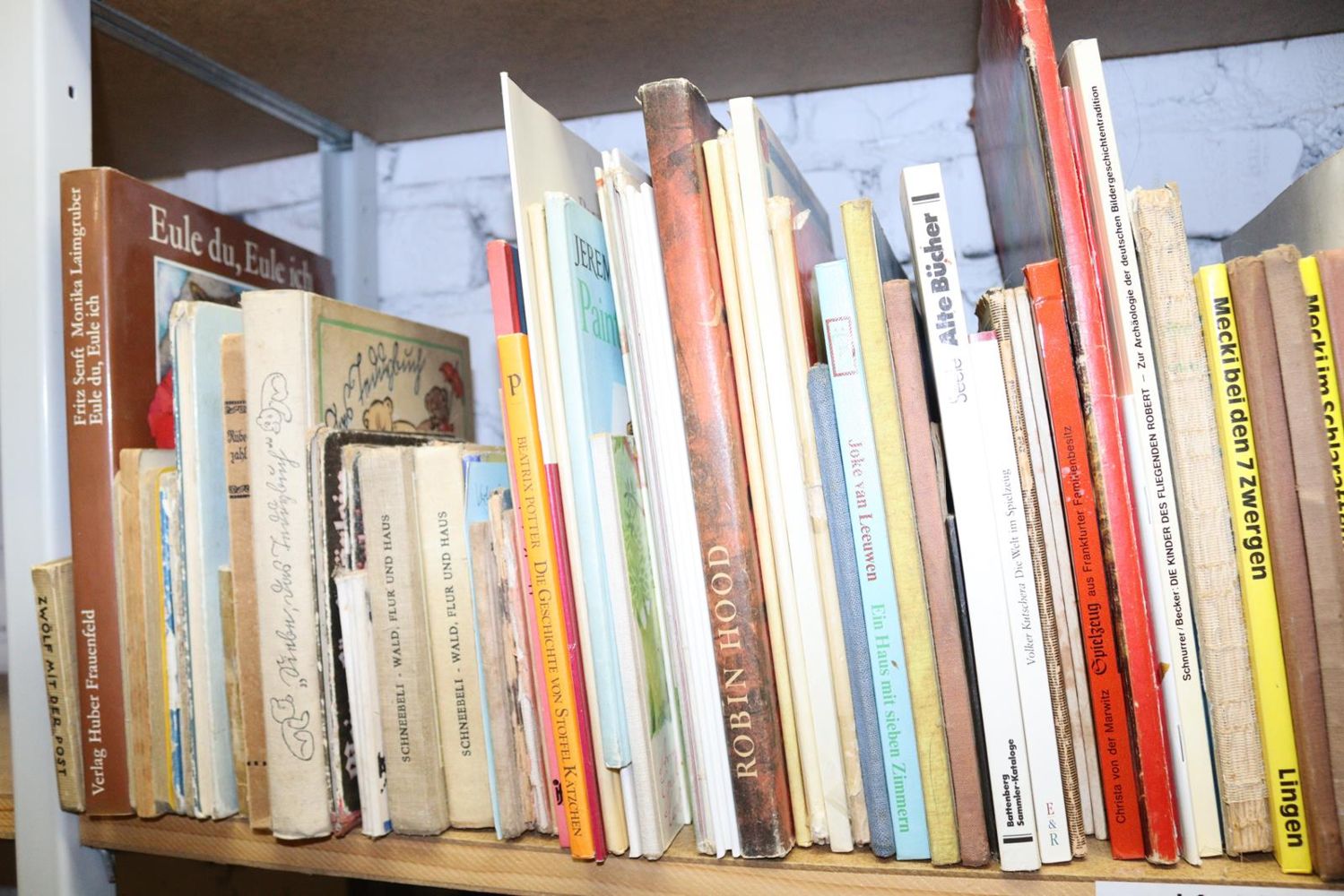Große Abbildung Nr.17: 144-879 Konvolut: (Kinder- und Jugendbücher)