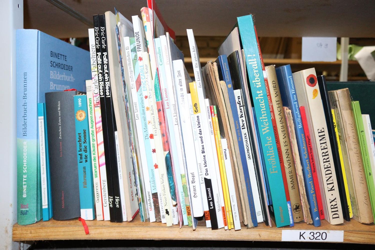 Große Abbildung Nr.14: 144-880 Konvolut: (Kinder- und Jugendbücher)