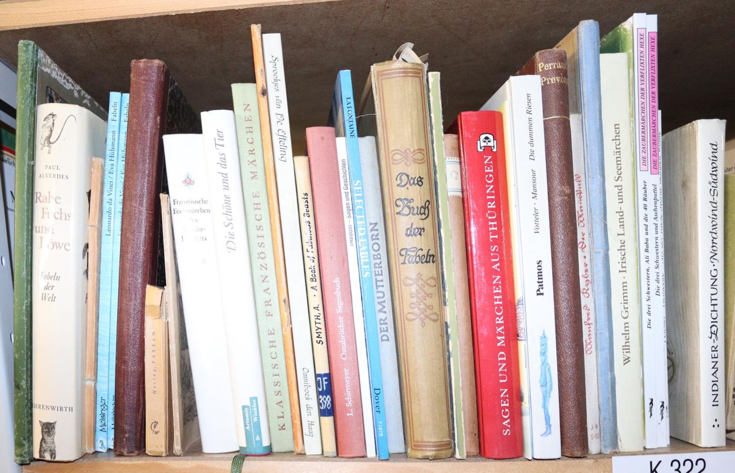 Große Abbildung Nr.17: 144-880 Konvolut: (Kinder- und Jugendbücher)