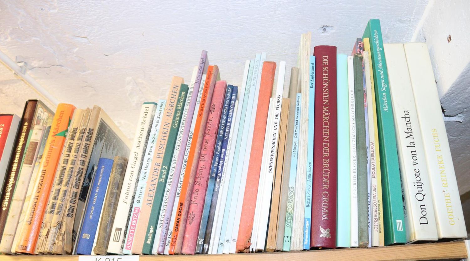 Große Abbildung Nr.5: 144-880 Konvolut: (Kinder- und Jugendbücher)