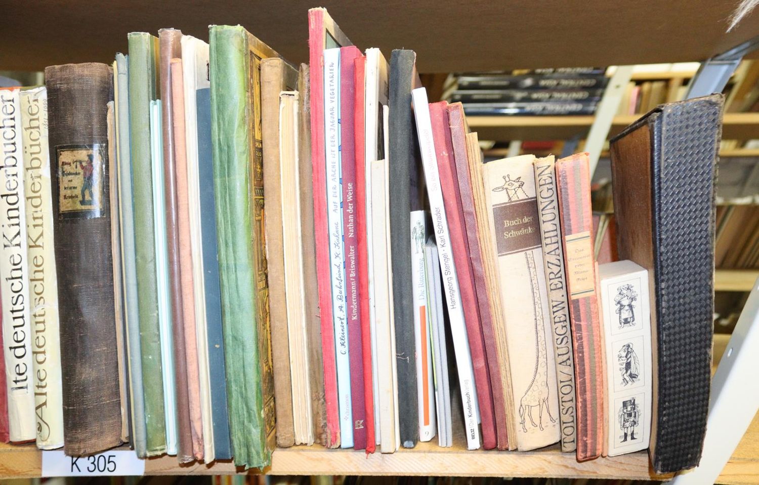 Große Abbildung Nr.10: 144-882 Konvolut: (Kinder- und Jugendbücher)