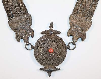 Bild Nr.2: 144-2497 Nepal lange: (Asiatika)