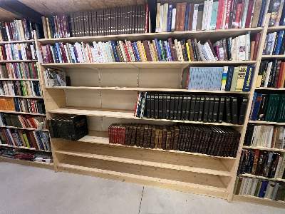 Bild Nr.36: 144-388 Bibliothek: (Konvolut)