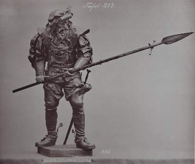 Bild Nr.4: 144-650 Nerbel (Hrsg.).: (Majolika)
