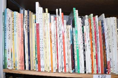 Bild Nr.12: 144-878 Konvolut: (Kinder- und Jugendbücher)