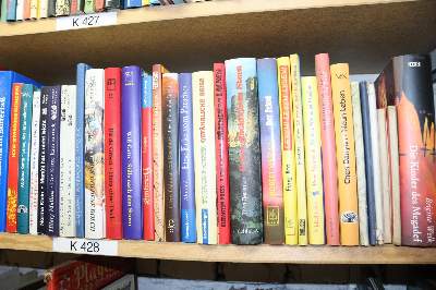 Bild Nr.16: 144-879 Konvolut: (Kinder- und Jugendbücher)