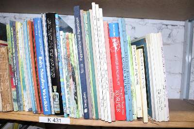 Bild Nr.22: 144-879 Konvolut: (Kinder- und Jugendbücher)