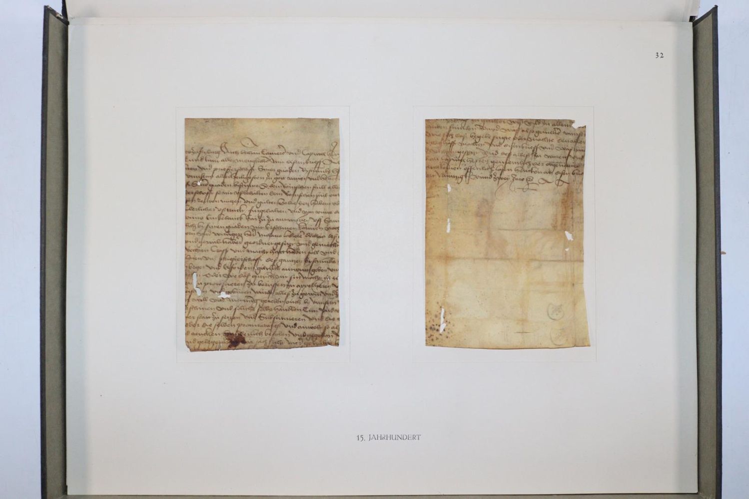 Große Abbildung Nr.1055: 145-122 Handschrift zum Buch, Von der: (Handschriften)