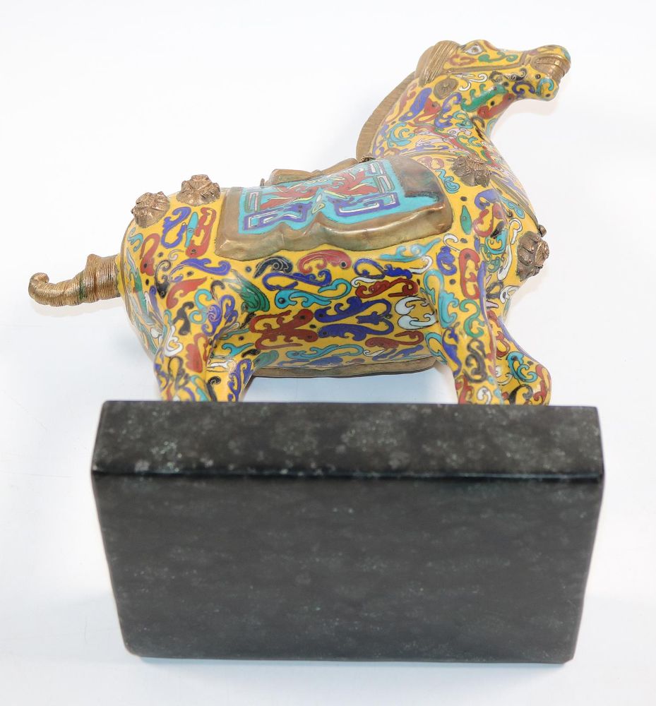 Große Abbildung Nr.5: 145-2398 Cloisonné-Pferd: (Asiatika)