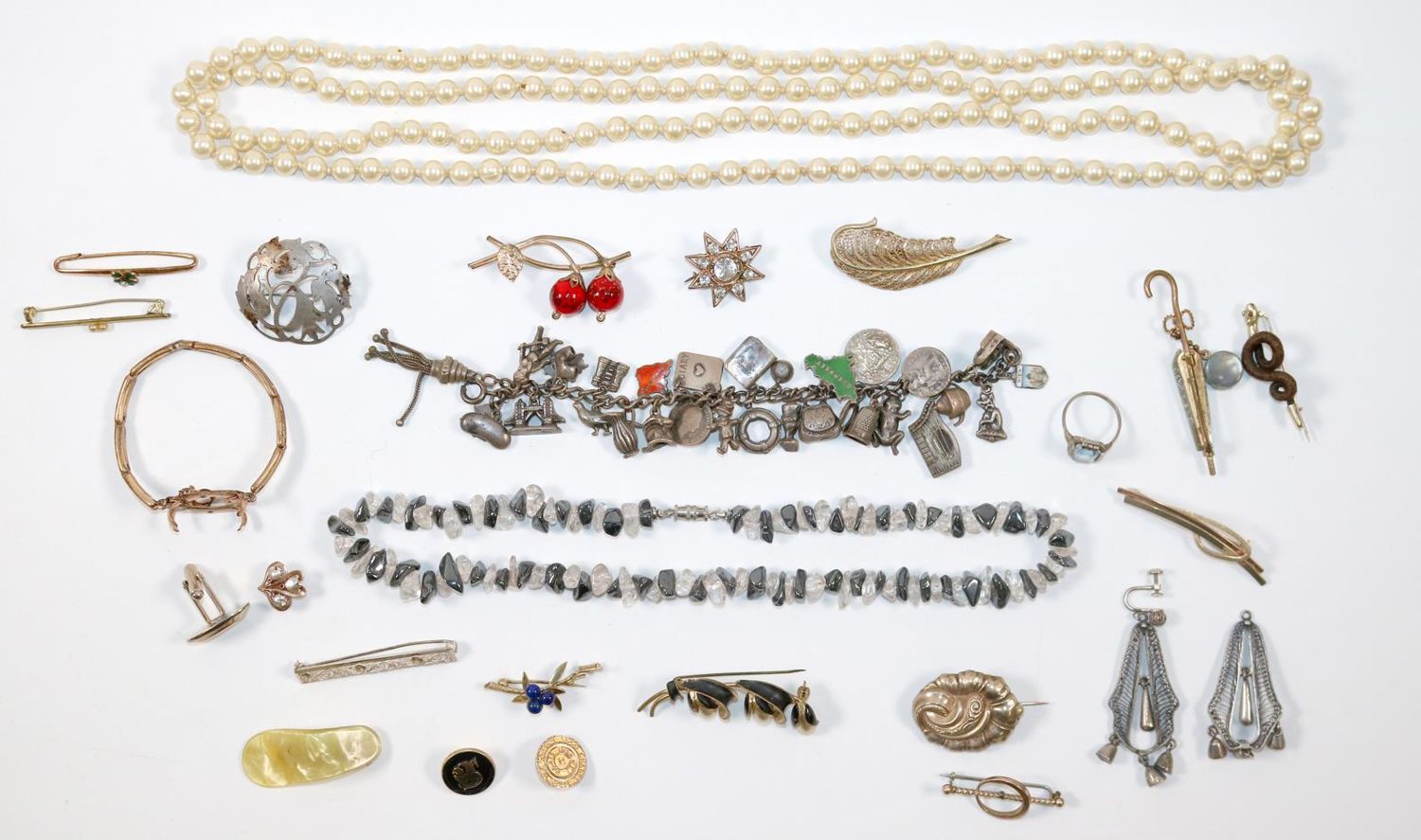 Große Abbildung Nr.1: 145-2650 Schmucksammlung.: (Schmuck)