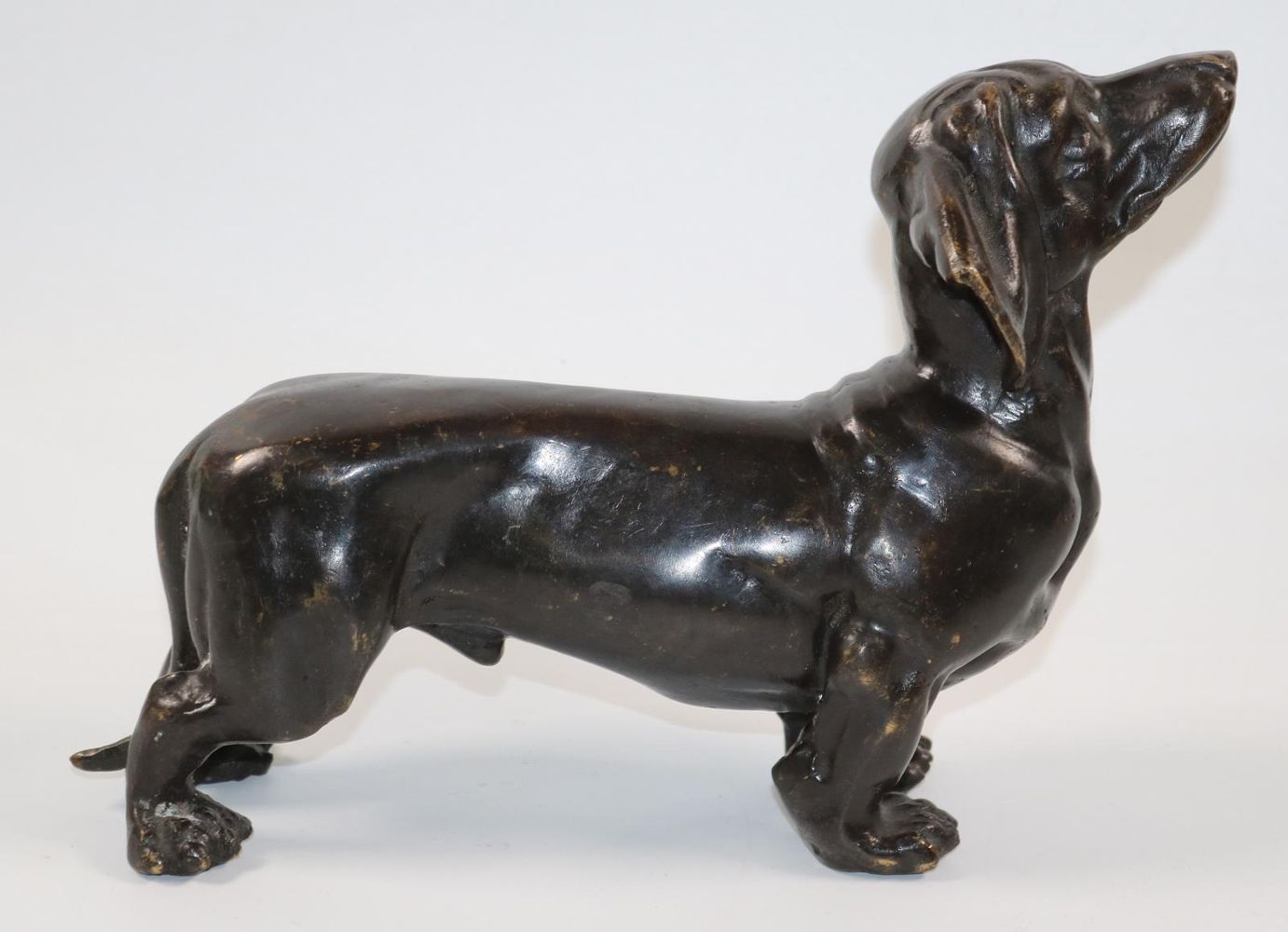 Große Abbildung Nr.2: 145-2686 Dackel Bronze.: (Skulpturen - Plastiken)