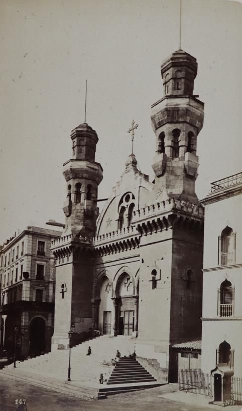 Algiers (cover title). Album with 12 albumen photographs mounted on card