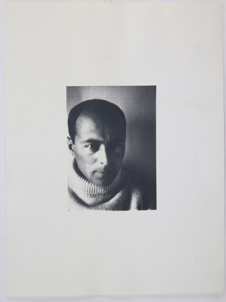 Große Abbildung Nr.2: 145-2956 Lissitzky, El: (Photographie)