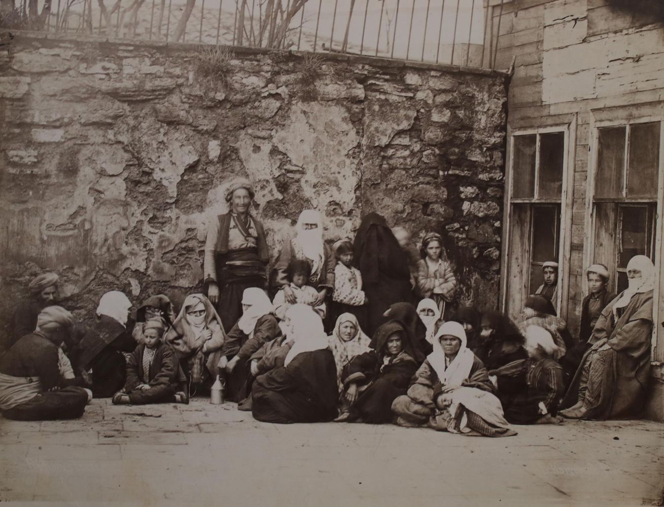 Große Abbildung Nr.18: 145-3024 Kargopoulo, Basile: (Türkei)