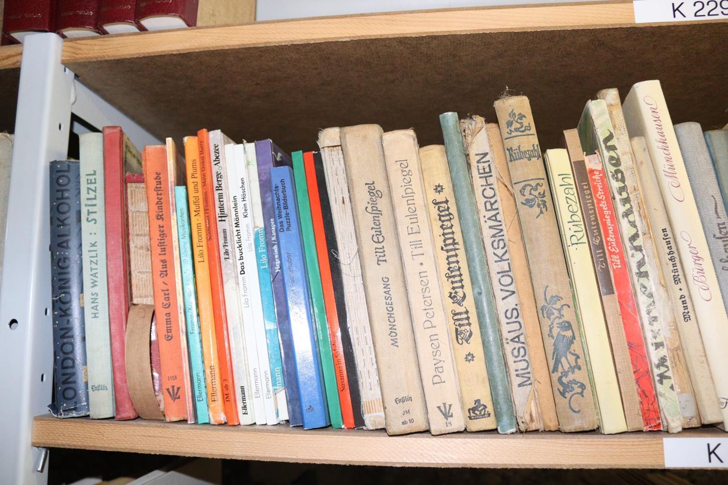 Große Abbildung Nr.8: 145-892 Konvolut: (Children´s books)