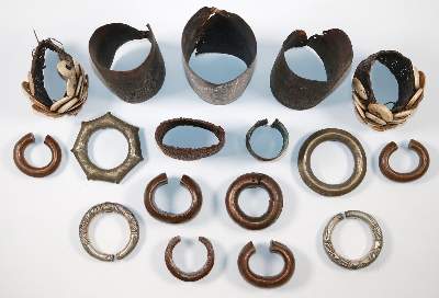 Bild Nr.3: 145-2483 Armreife, Manillen.: (Ozeanien)