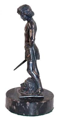 Bild Nr.2: 145-2687 David gegen Goliath.: (Skulpturen - Plastiken)