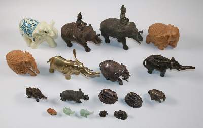 Bild Nr.2: 145-2689 Elefanten.: (Skulpturen - Plastiken)