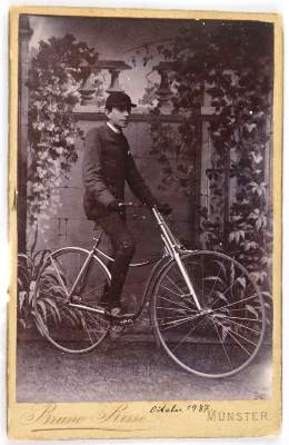 Bild Nr.6: 145-2807 Fahrrad.: (Photografs)