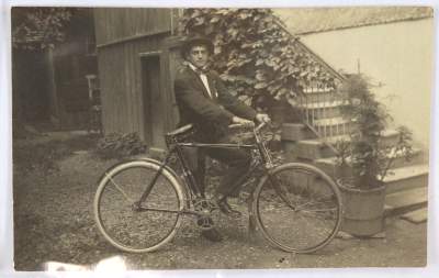 Bild Nr.8: 145-2807 Fahrrad.: (Photografs)