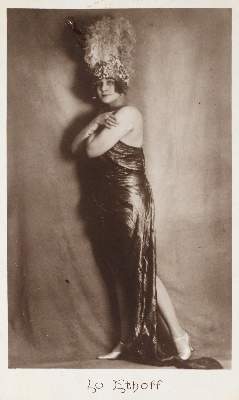 Bild Nr.4: 145-389 Sammlung: (Film - Theater - Tanz)